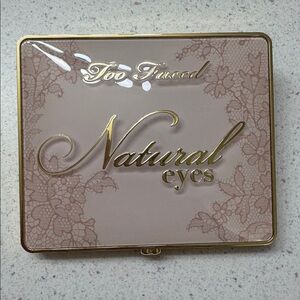 Natural Eyes Too Faced Eyeshadow Pallet